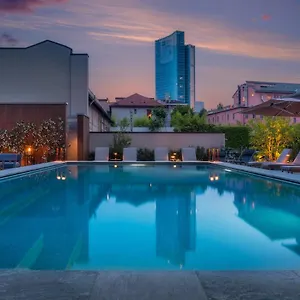 Crowne Plaza By Ihg Itália
